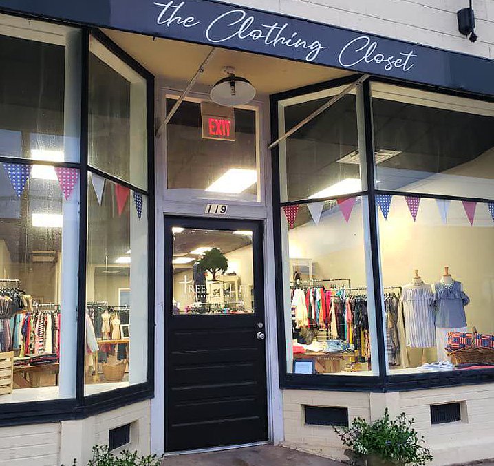 Boutique, Shop, Building, Door. Text: the Clothing Closet 119