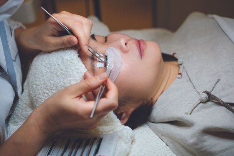 Head, Person, Face, Woman.