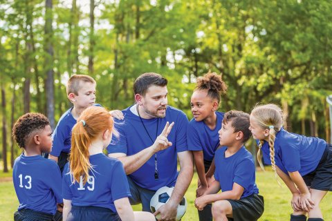 People, Person, Child, Male. Text: 13 19