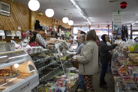 Adult, Female, Person, Woman.