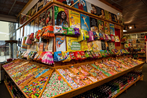 Food, Sweets, Candy, Person. Text: &quot;Do An apple a day will keep if you throw it DONT! hard who think they never seem to Sunbeam DRINK know when to COFFEE shut up? Do Stupid BREAD WITH A BONUS Things Faster ONE-ETED JACK&#039;S with More TAVERN Ene...