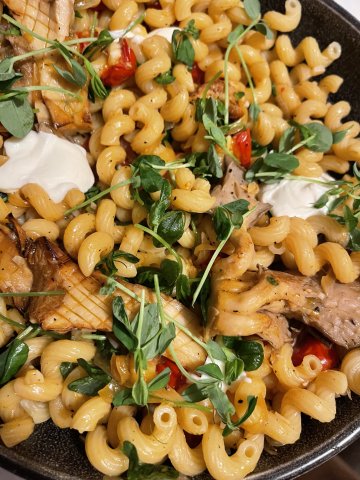 Food, Food Presentation, Plate, Mac and Cheese.