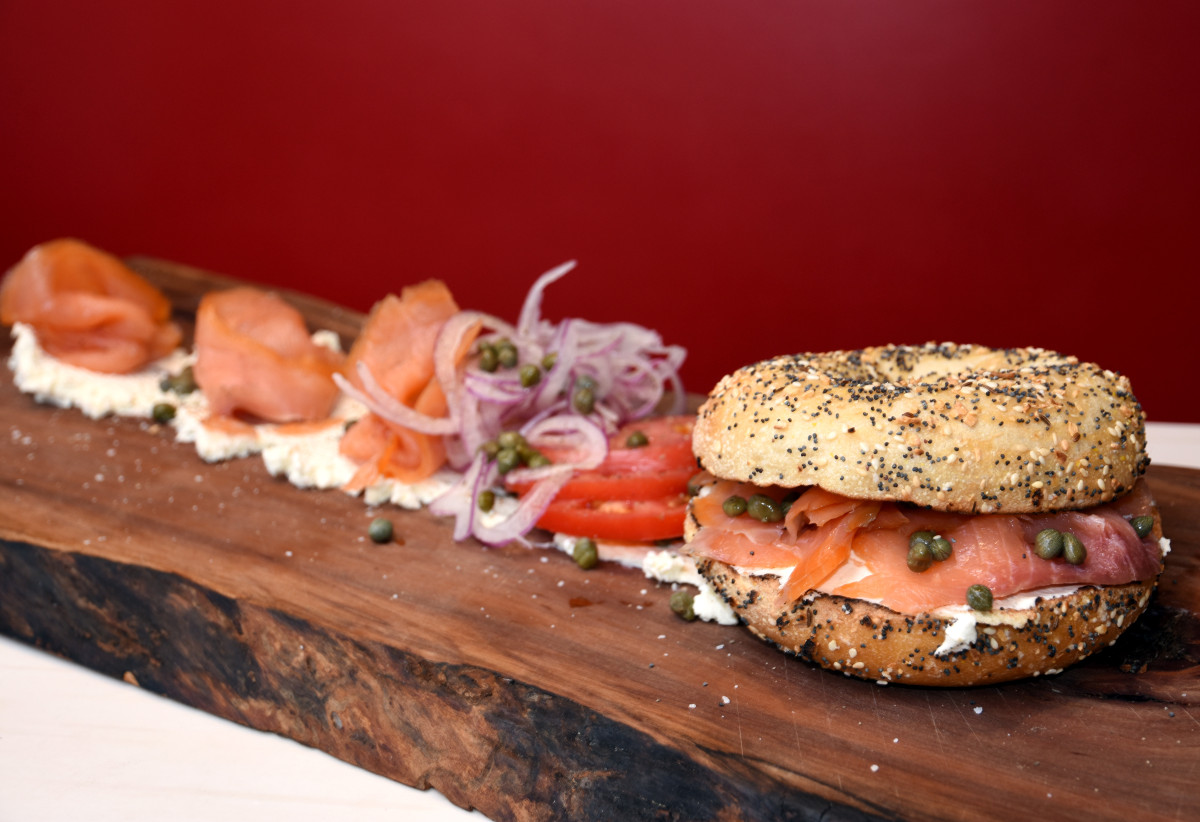 Burger, Food, Food Presentation, Bread.