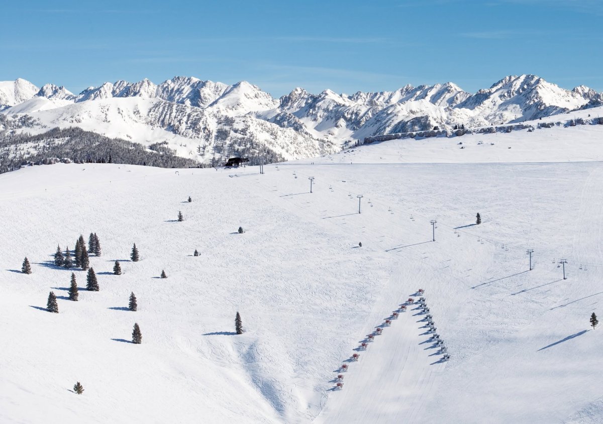 Slope, Outdoors, Peak, Piste.