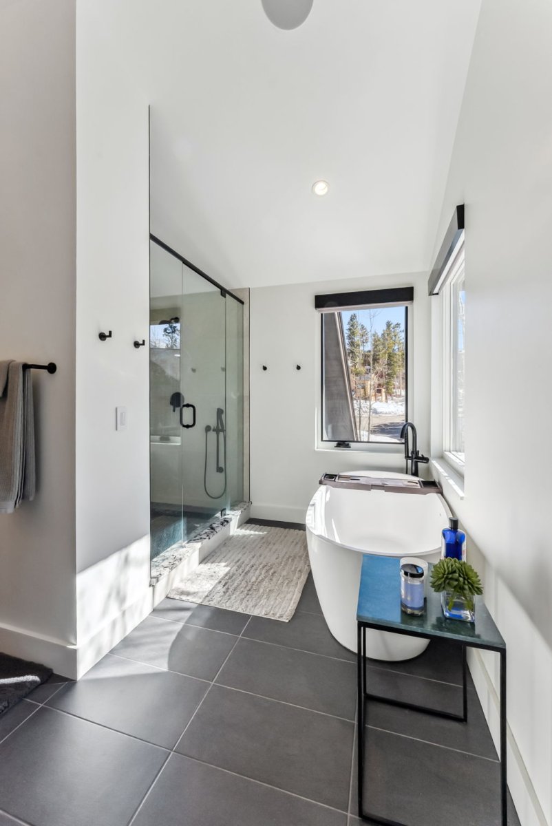 Floor, Bathing, Indoors, Interior Design.