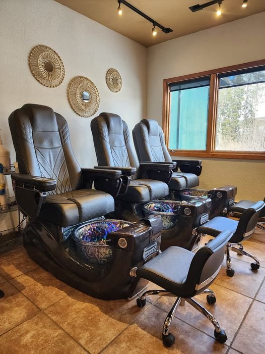 Indoors, Furniture, Chair, Beauty Salon.