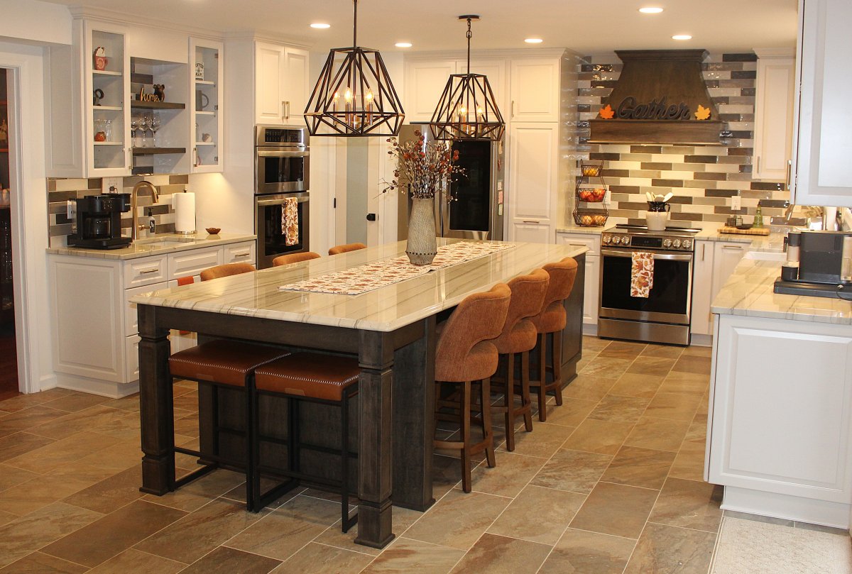 Indoors, Kitchen, Kitchen Island, Interior Design. Text: home